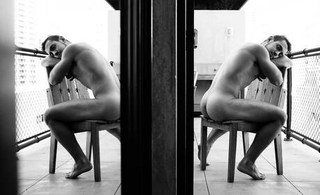 Zwei amerikanische Kerle, der bullige Dante Colle und der Twink Tannor Reed, haben sich in der Badewanne gegenseitig geknallt