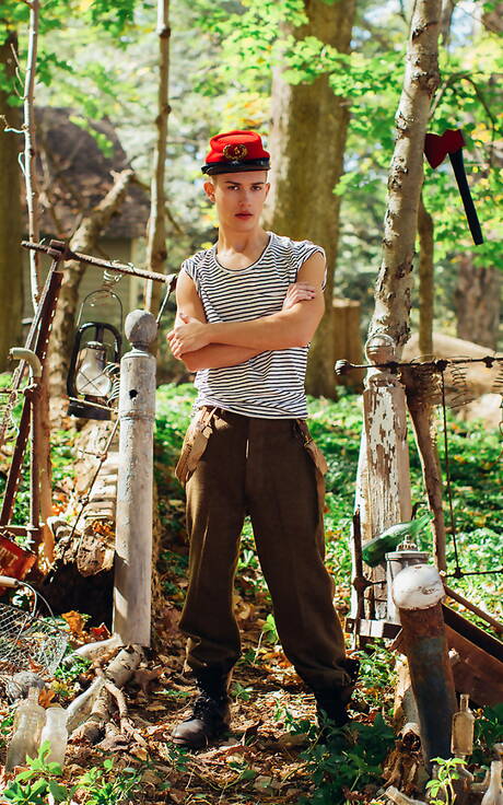 Adam Ramzi,Calvin Banks,Carter Dane,Jacen Zhu,Levi Karter and Sean Ford posing outdoors and sucking each other