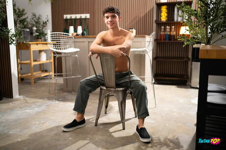 好美國哥們年輕小夥Joey Mills和帥哥Sam Ledger互相幹了起來