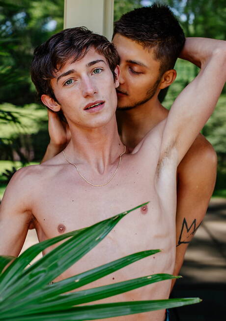 Hot american boys pretty boy Angel Rivera and young boy Dallas Preston have anal sex at the pool