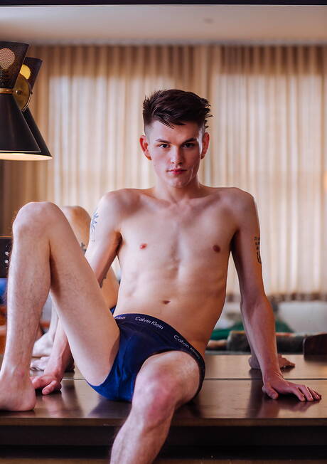 Pretty american guys young dude Avery Jones and hunk Felix Fox banged each other