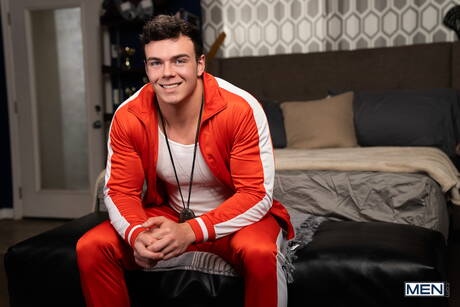 Men: Nice american guys bodybuilder Clark Reid and hot twink Jake Preston in hard anal sex