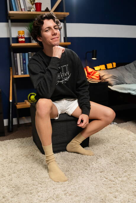 Die versauten Typen Ashton Summers, Kyle und Cristiano bohren einen Arsch