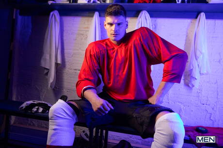 Horny guys Malik Delgaty, Mateo Zagal and Dom King in hot 3some ass bang