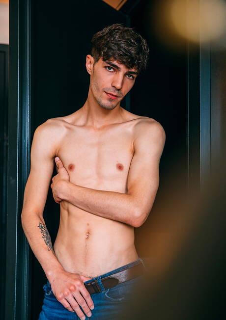 Hot americans, hot twink Jacob Acosta and stud Trevor Brooks have a hot couple scene