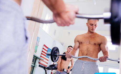 Os americanos sensuais, o forte Daniel Evans e o bonitão Tristan Hunter fazem um sexo quente de casal