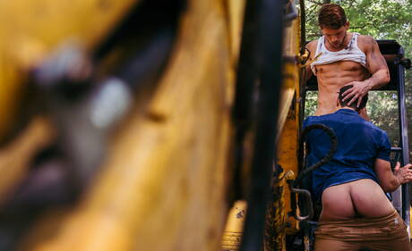 Canadian beefcake Carter Dane and american superstud Roman Todd fuck ass after blowjob outside