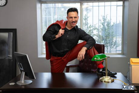 Americani sexy, il bel ragazzo Reese Rideout e il bellissimo ragazzo Spikey Dee in una bollente azione di sesso anale all