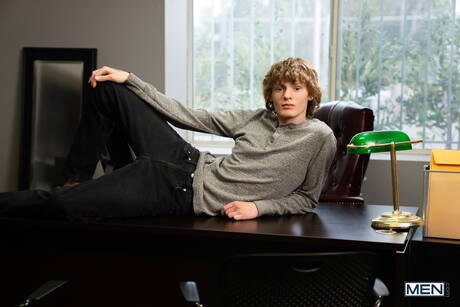 Americani sexy, il bel ragazzo Reese Rideout e il bellissimo ragazzo Spikey Dee in una bollente azione di sesso anale all