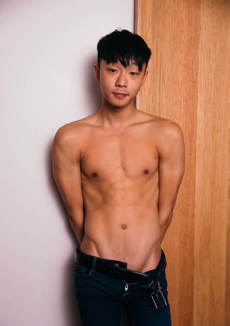 Two american guys beautiful boy Dane Jaxson and beefcake Kane Fox have a hot couple sex