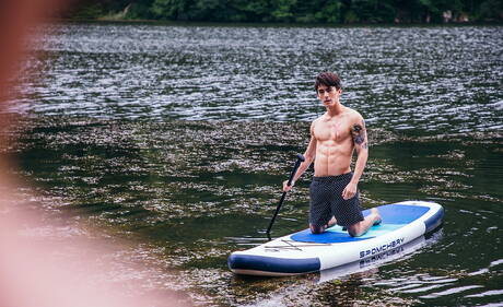 Cocky Boys: American pornstars hot twink Cody Seiya and beefcake Roman Todd have a good anal sex outside