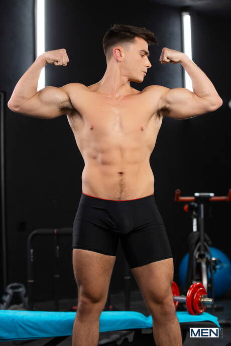 British superstud Mister Deep Voice and iraqi bull Babylon Prince fuck ass after sucking