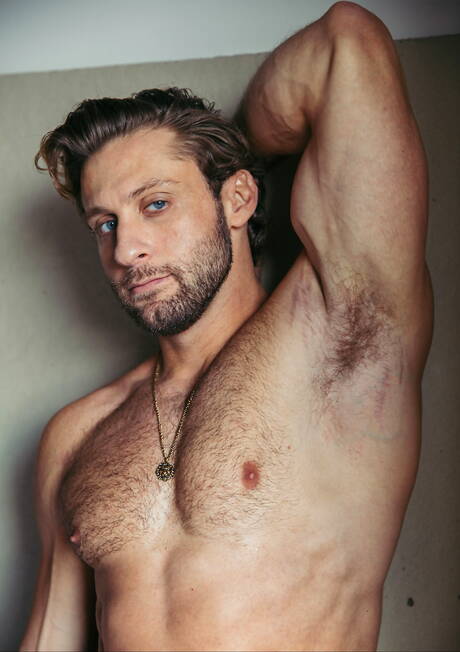 Hot american guys strong bull Dom King and young Leo Grand sucking and fucking each other