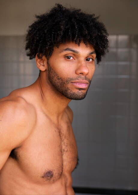 Hete Amerikaanse twink Lane Colten en bodybuilder Tony Genius in interraciale liefde