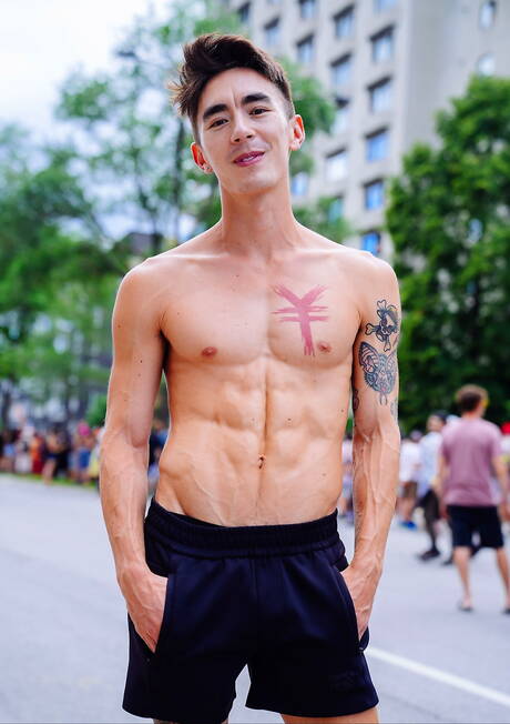 Latin well-built Angel Elias and oriental young dude Cody Seiya have a good anal sex outside