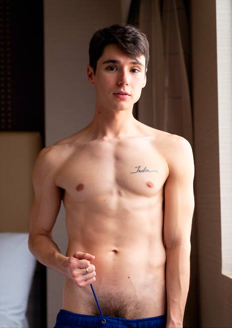 Hot american dudes young Leo Grand and young Theo Brady in hard anal sex