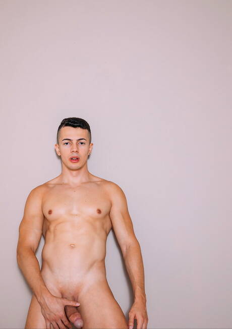 Die amerikanischen Stars Daniel Evans und Eric Rey sind gut gebaut und kräftig in heißer homosexueller Action