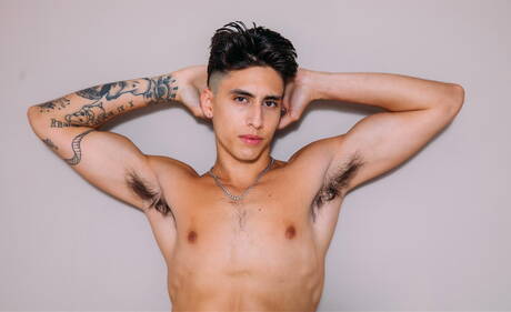 古巴硬漢Angel Elias和美國帥哥Theo Brady激情同性愛