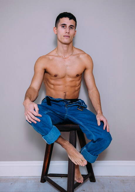 American hunk Jordan Starr and hunky guy Seth Cain in hot homosexual action