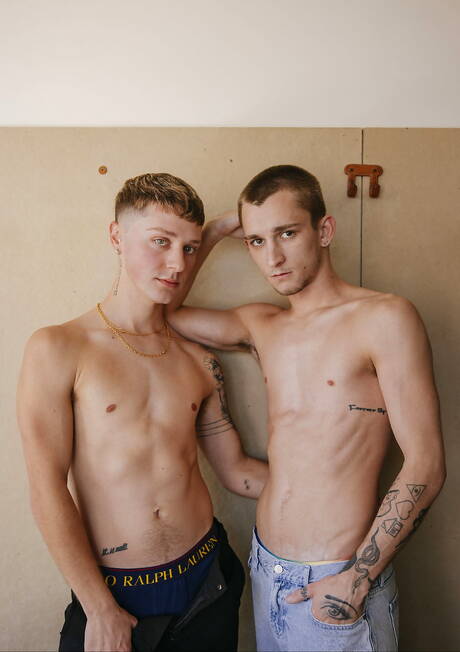 Young boy Saint Daniel and american hot twink Theo Brady make a love