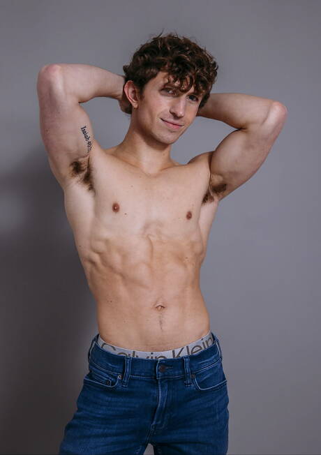 Two american boys muscular Greyson Myles and stud Jordan Starr have a good anal sex