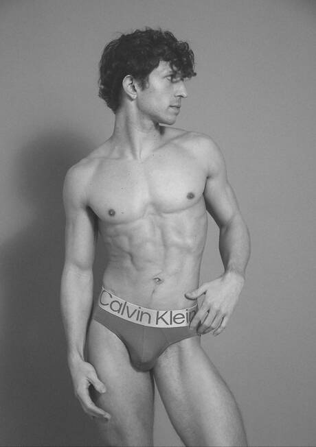 Two american boys muscular Greyson Myles and stud Jordan Starr have a good anal sex