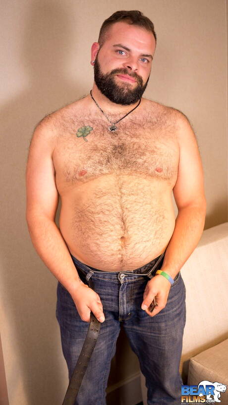 Bear Pj Brown wanking