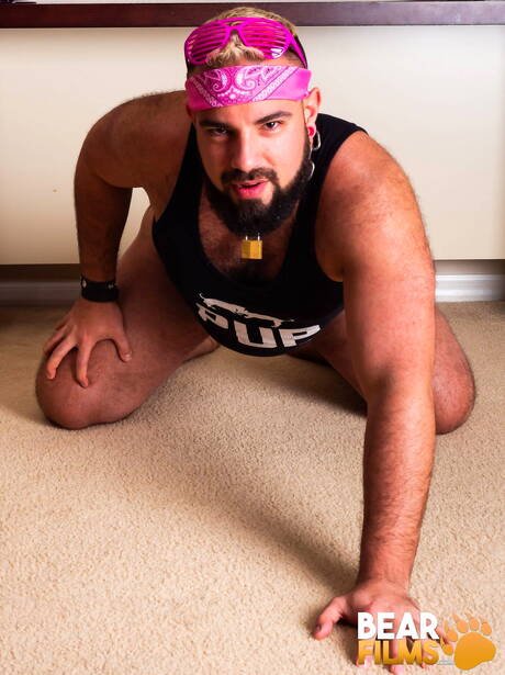 American hairy bear Luis Vega undressing and showing hot butt