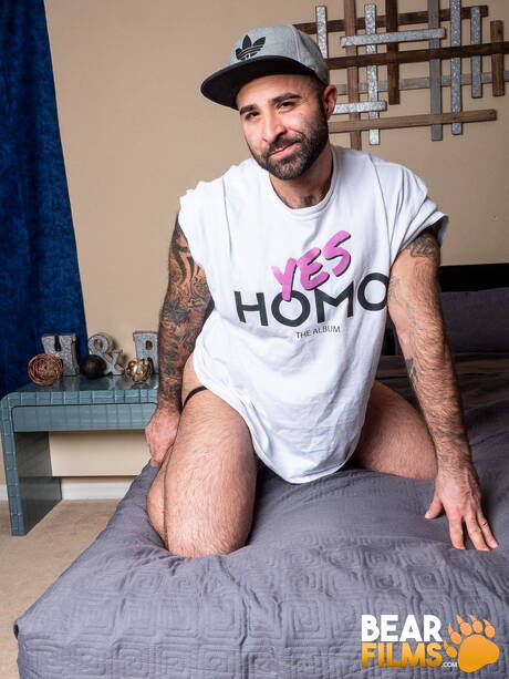 American hairy bear Atlas Grant take off his clothes