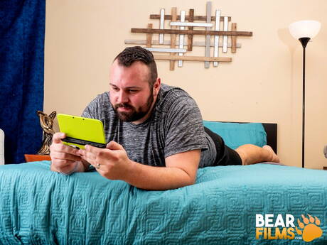 American mature bear Rex Blue posing nude