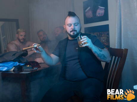 American bear Dean Gauge posing nude and showing hot ass