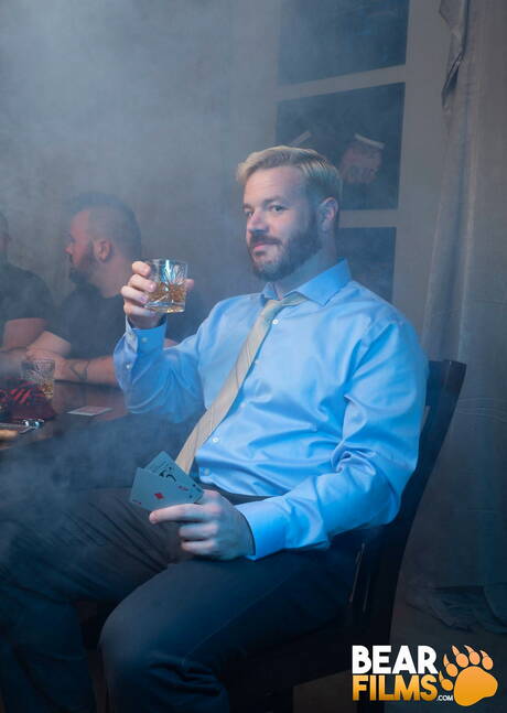 American bear John Thomas posing nude