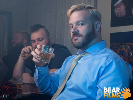 American bear John Thomas posing nude