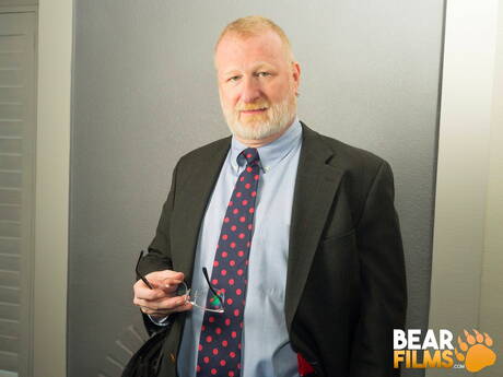 American bull Rusty Mcmann jerk off his dick