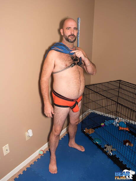 Bear Films: 예쁜 캐머런 넬슨이 완벽한 몸매를 보여줍니다.