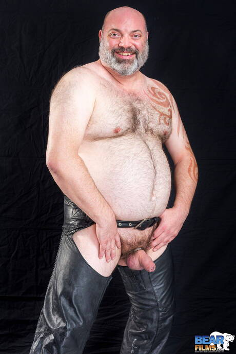 Nice Tristan Riant shows a perfect body