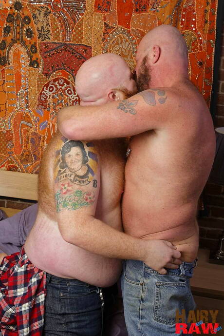 Sensual boy Gruff Hunter and sexy stud Tate Taylor have a hot couple sex