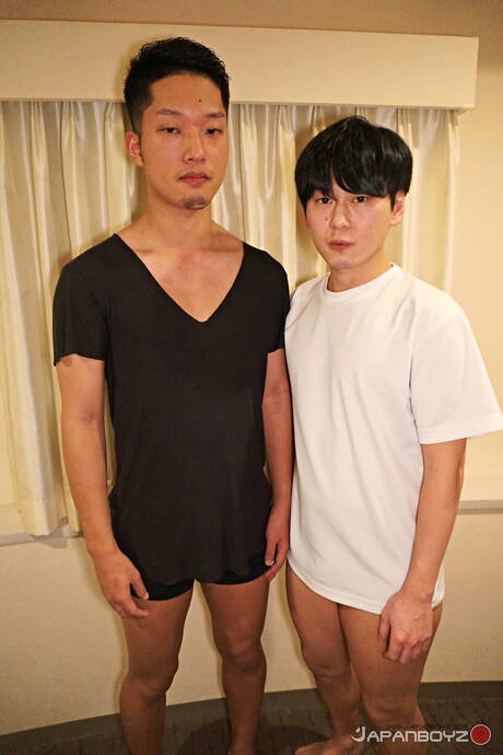Asian young Kenchi and oriental beautiful boy Fuji jerk off dick
