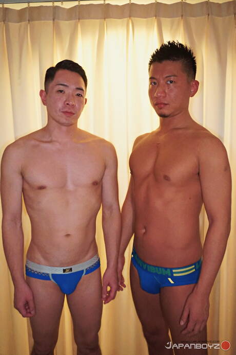 Oriental tough guy Reach love to suck dick