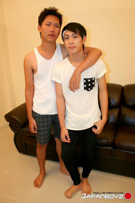 El hermoso chico Kazuki Tokahashi y el hermoso chico Ken Tsutada hacen el amor