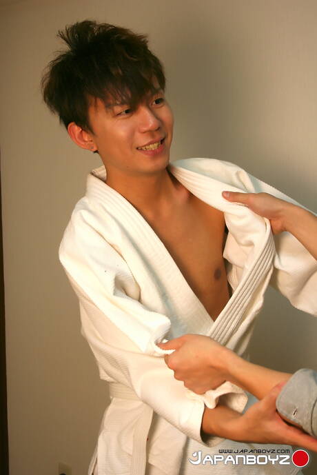 Oriental beautiful boy Yura and oriental hot twink Toraemon fuck after blowjob