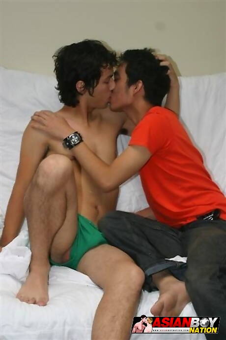 El galán Kim Huang y el musculoso Orlando Boom tienen buen sexo