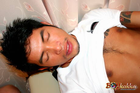 Le jeune garçon Jack Police et la minet Paula ont une bonne fellation