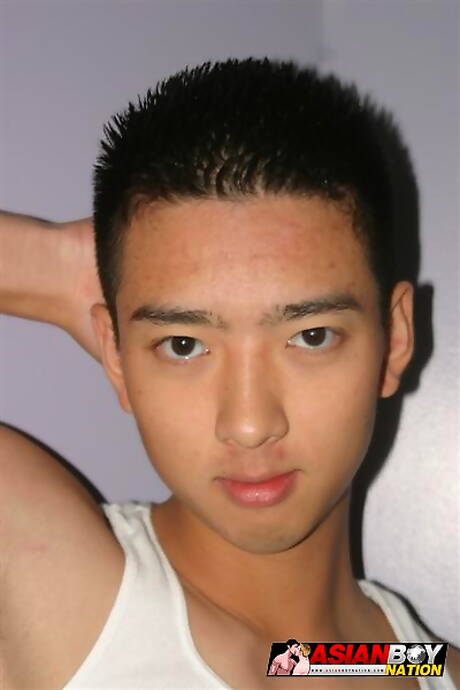Asian Gay Network: Asian young boy Trevor Tripp masturbating
