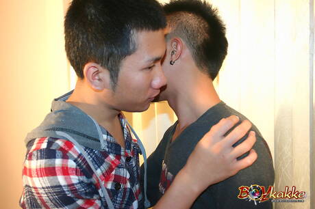 Superstud Paj Beer and tough guy Vodga Soda shows a perfect body