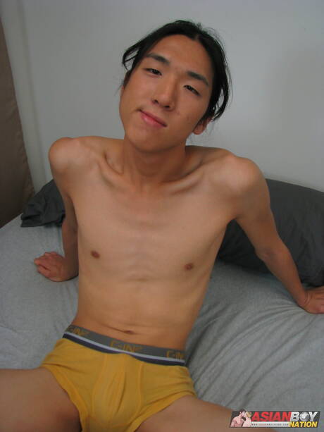 Asian twink Keith Stone in dick sucking scene