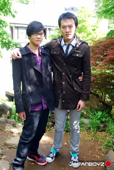 El jovencito caliente Usami y el joven Kaorukun en una escena de mamadas al aire libre