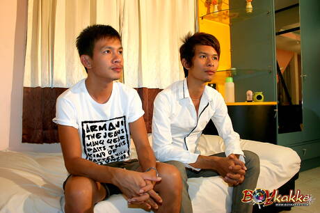 La joven Noom Sakda y el joven Nut Lakdee tienen sexo caliente