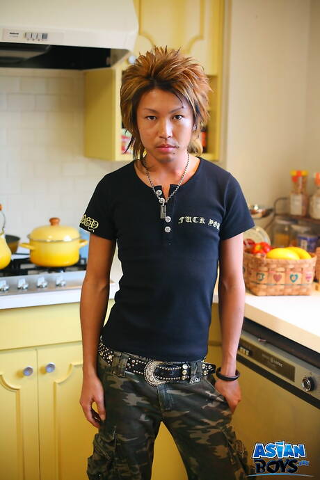 Asian young dude Gota Yamaguchi have a hot couple sex in the kitchen