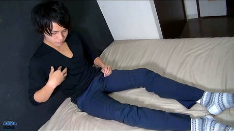 亞洲熱辣小鮮肉Manabu 2自慰